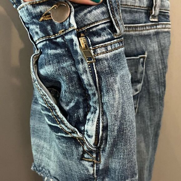 Dollhouse  Denim Distressed Overalls Jumper Size 1. - Picture 4 of 13